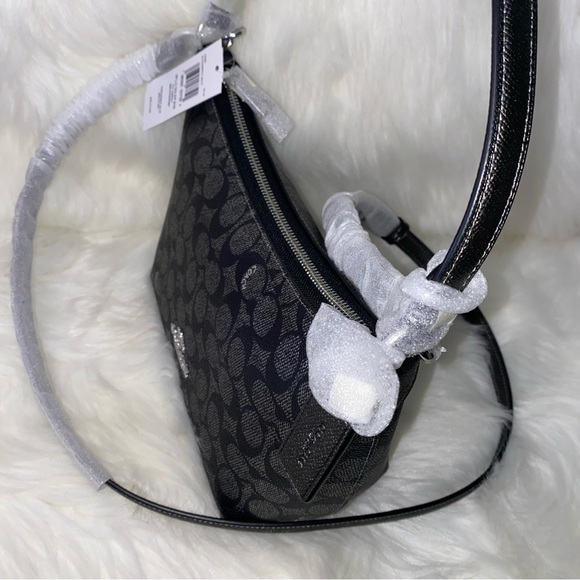 Coach 🩶🖤🩶 signature purse New - Picture 14 of 16